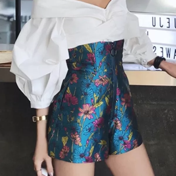 Princesse Fleurie Short Élégant Motif Fleuri Shop